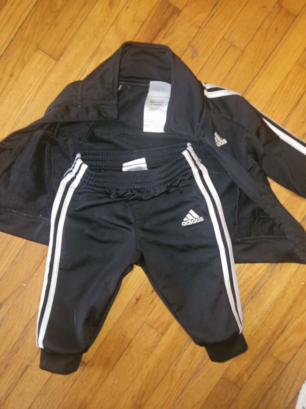 6 month adidas BlackSweatpants Set